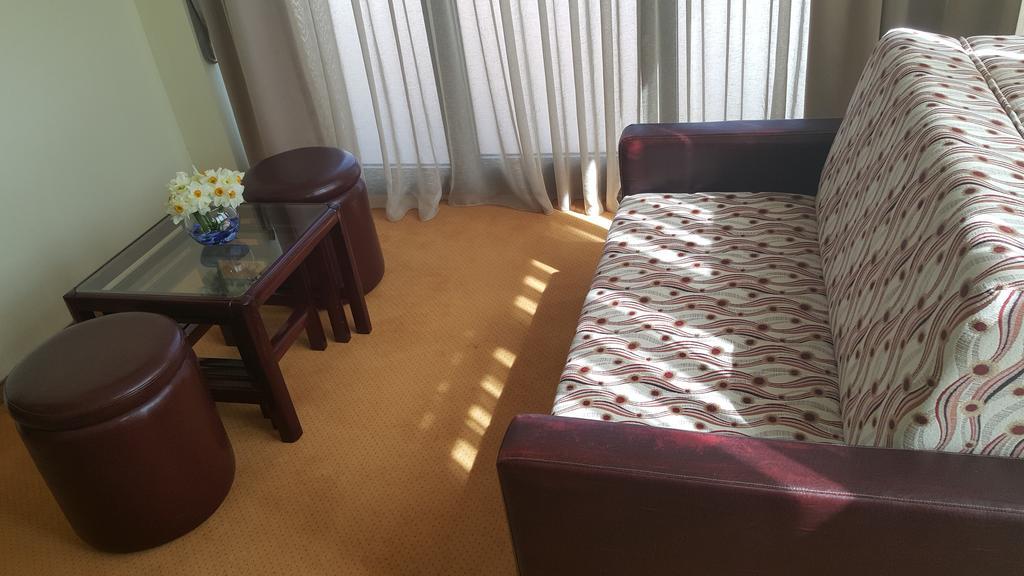 Garni Hotel Contact Белград Экстерьер фото